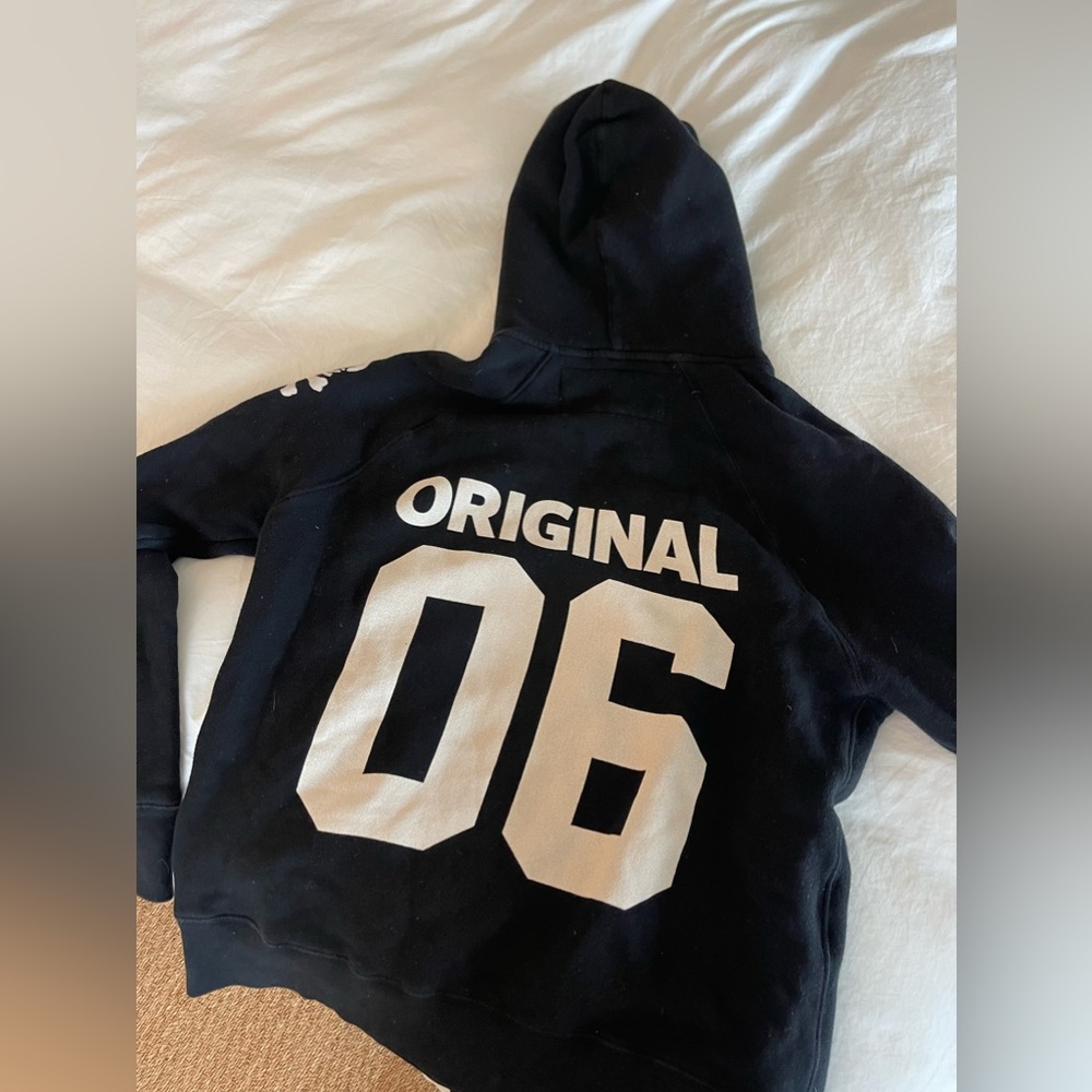 Soul Cycle black sweatshirt